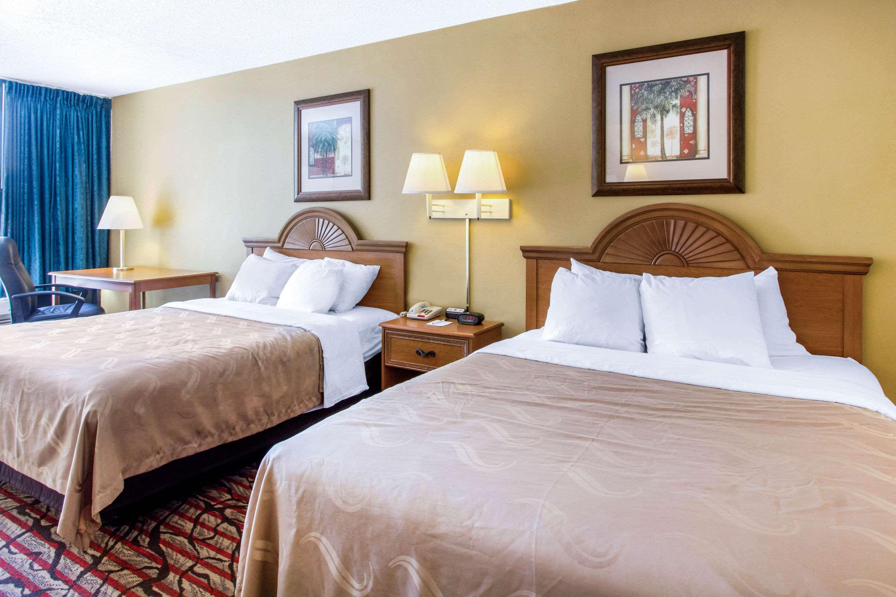 Rodeway Inn Central Clearwater Beach Exteriör bild