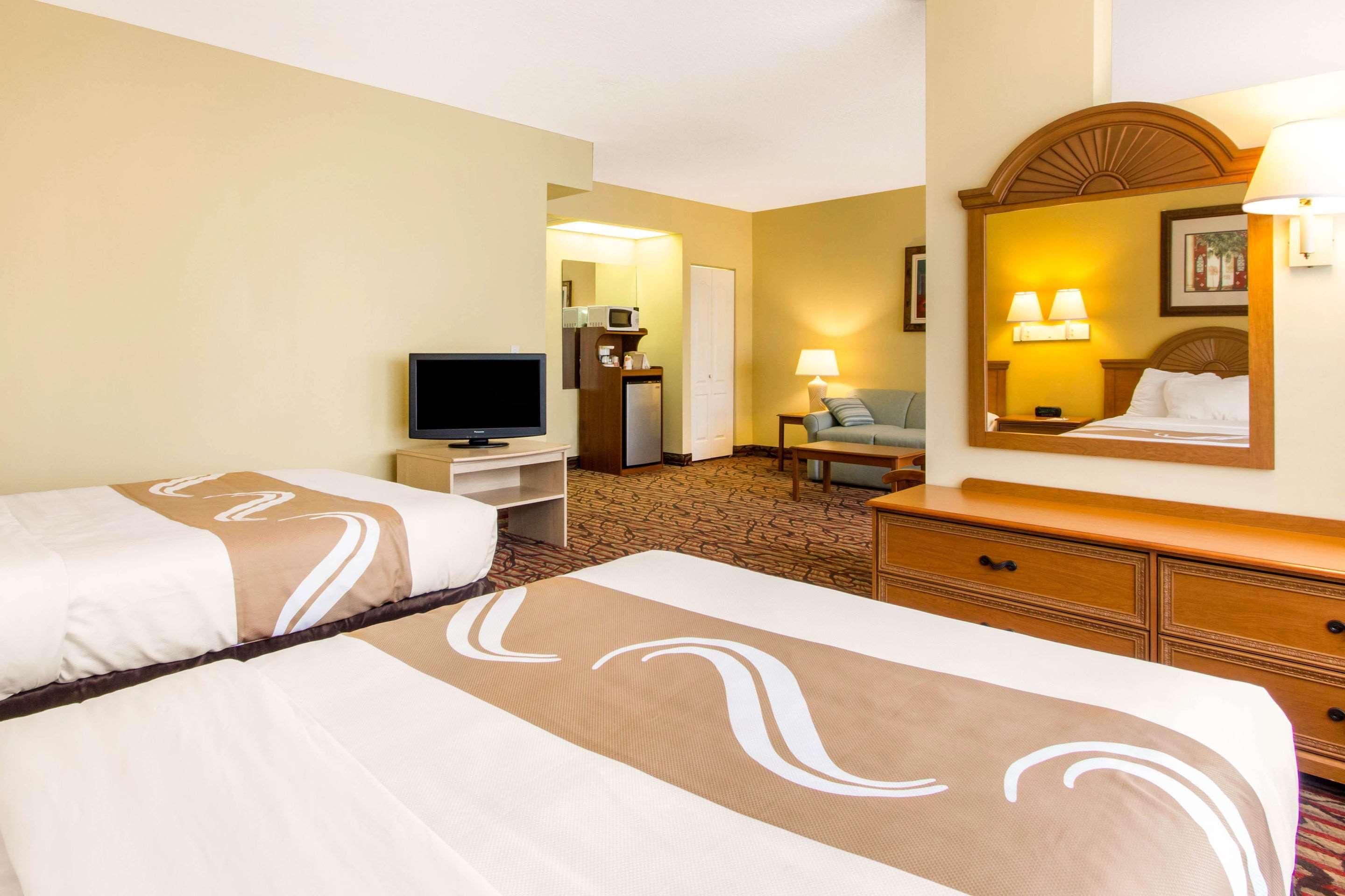 Rodeway Inn Central Clearwater Beach Exteriör bild