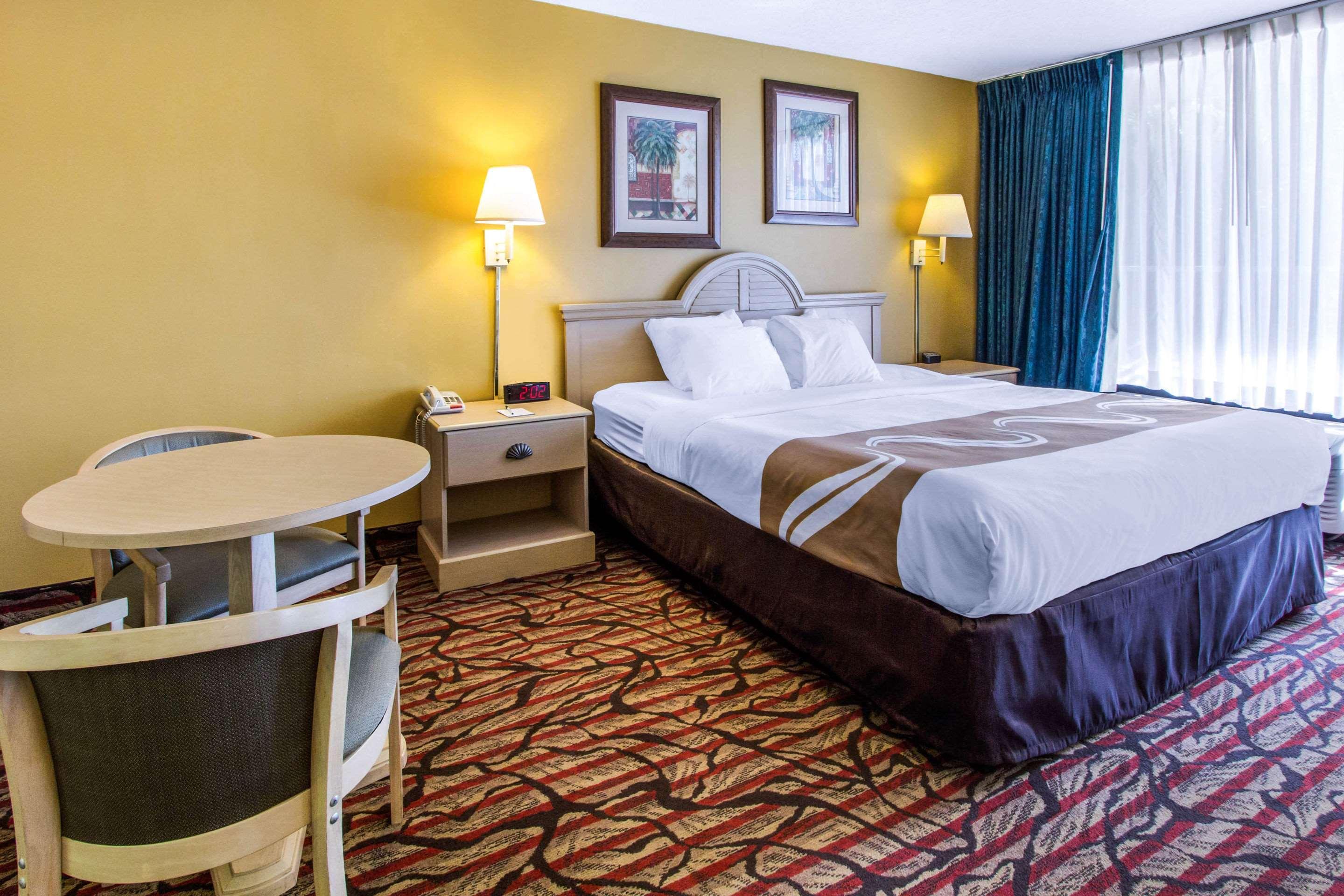 Rodeway Inn Central Clearwater Beach Exteriör bild