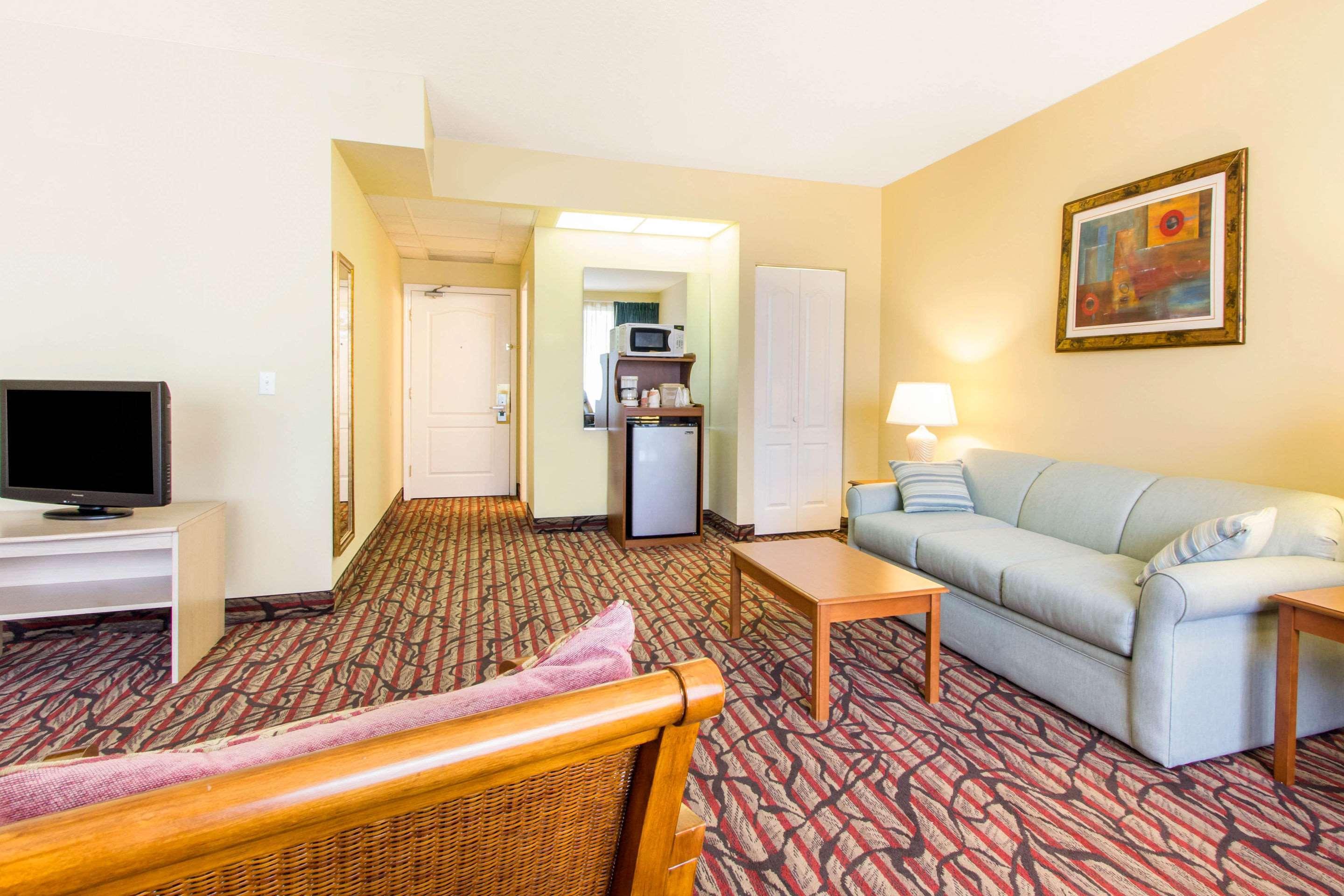 Rodeway Inn Central Clearwater Beach Exteriör bild