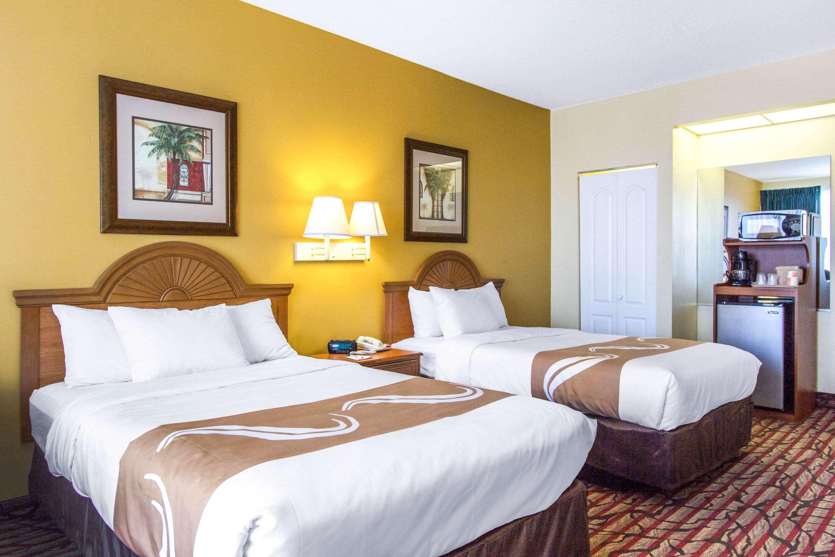 Rodeway Inn Central Clearwater Beach Exteriör bild